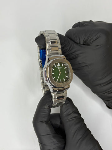 Patek phillipe Nautilus Green Dial Silver Chain Watch